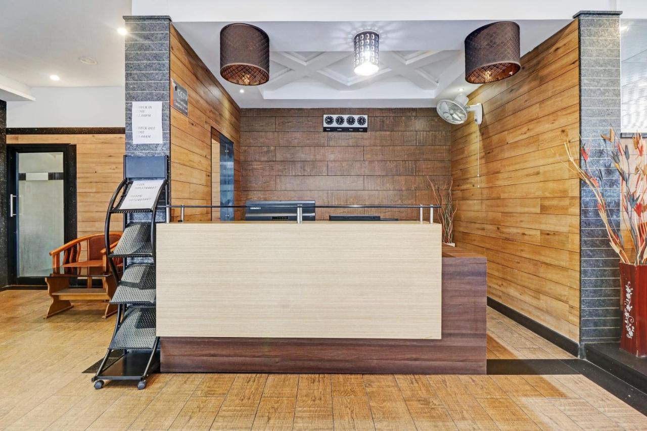 Oyo Townhouse 595 Majestic Inn Kochi Екстер'єр фото